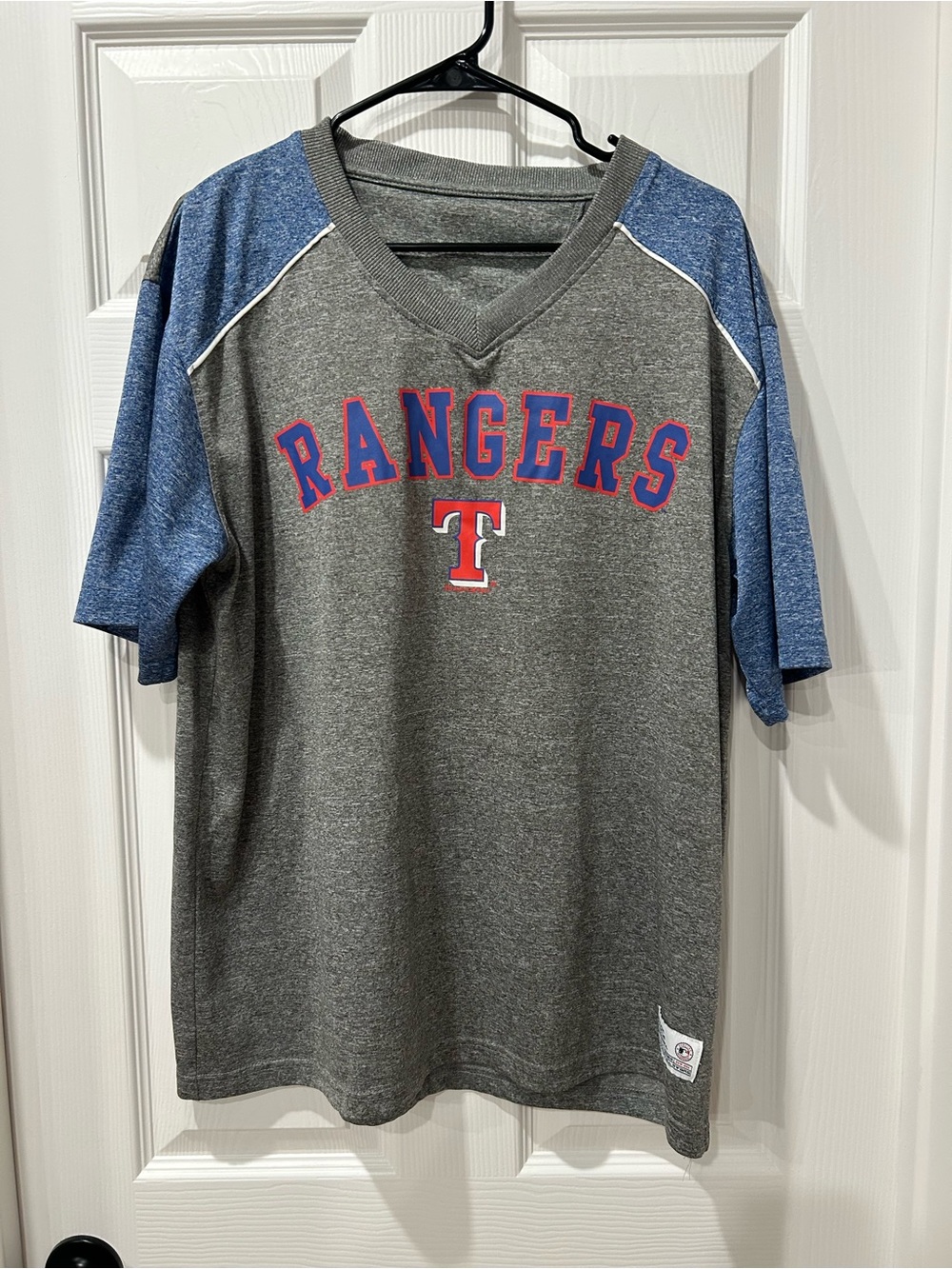 MLB Rangers Gray V-Neck Tee with Blue Sleeves
